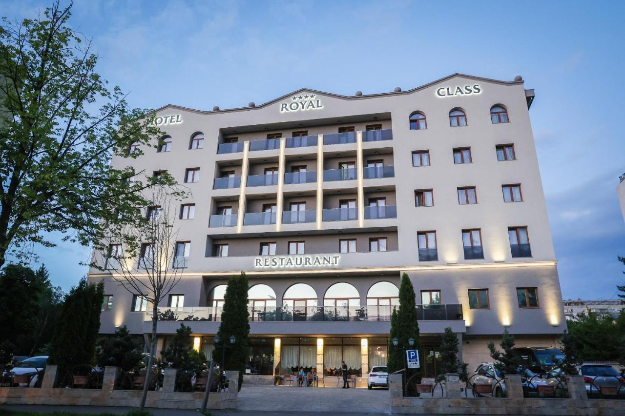 Royal Class Hotel Cluj-Napoca Exteriör bild