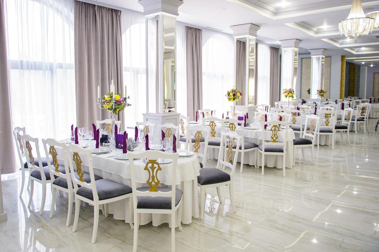 Royal Class Hotel Cluj-Napoca Exteriör bild