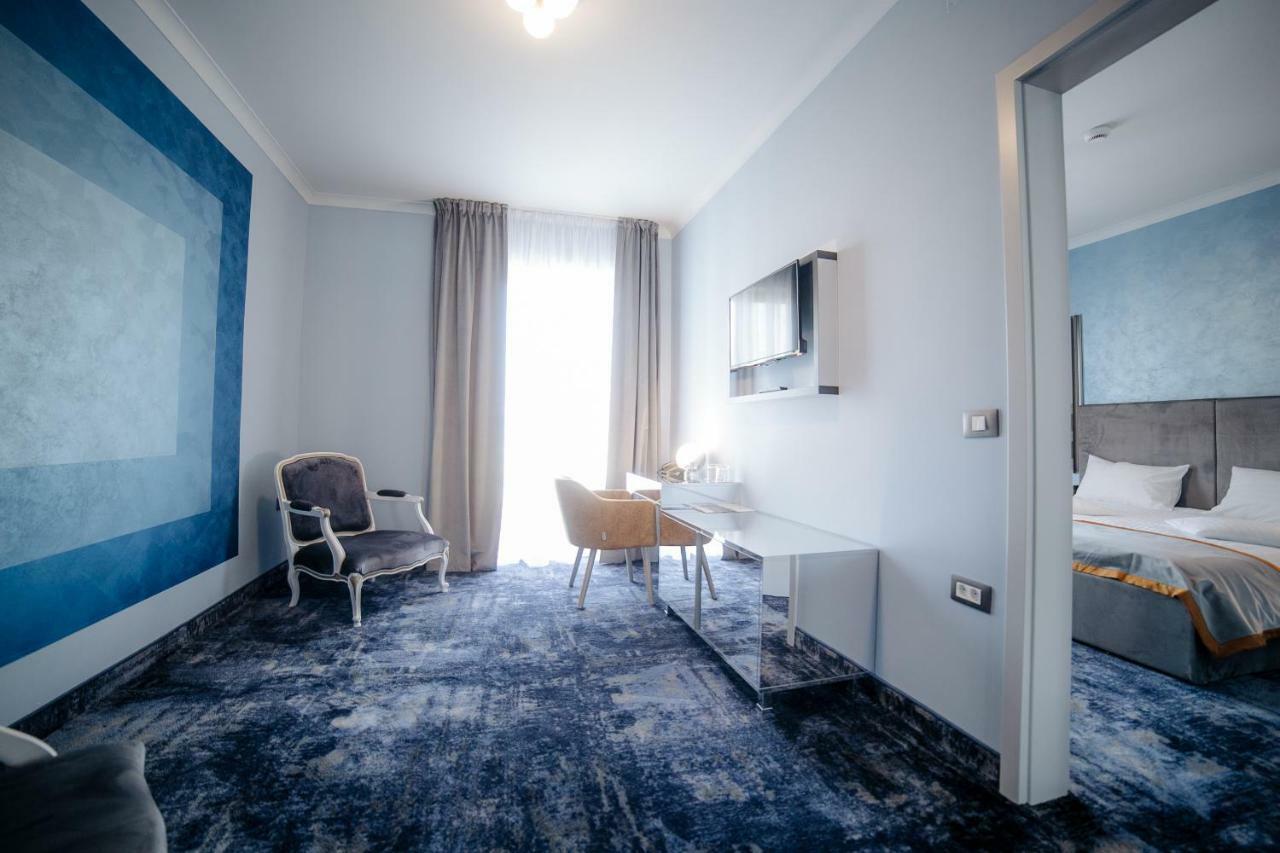Royal Class Hotel Cluj-Napoca Exteriör bild