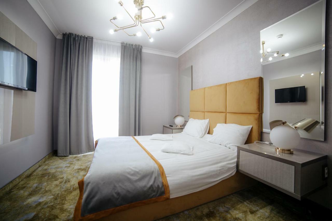 Royal Class Hotel Cluj-Napoca Exteriör bild