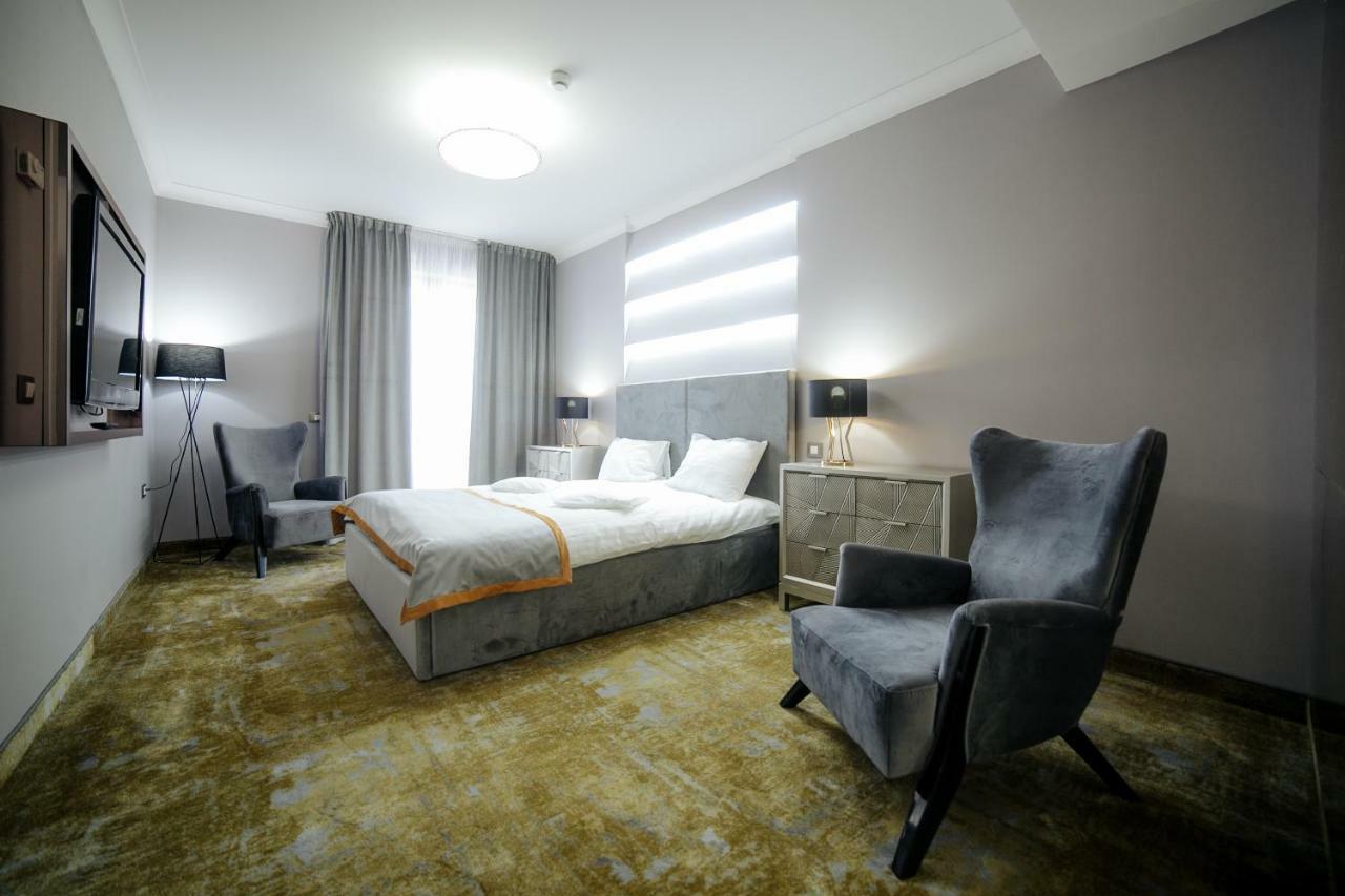 Royal Class Hotel Cluj-Napoca Exteriör bild